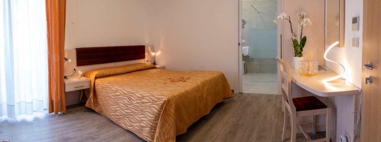 Hotel Nettuno Caorle Exterior foto
